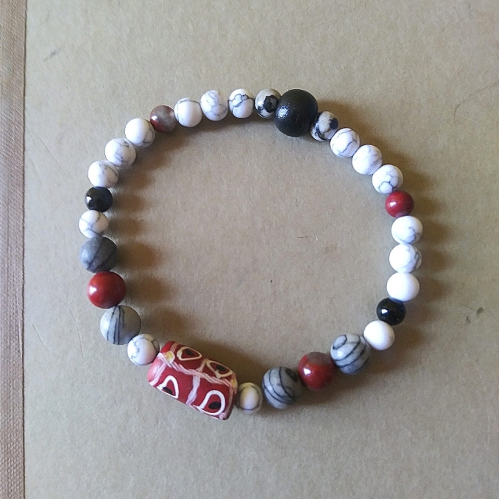 African Trade Bead and Howlite Bracelet